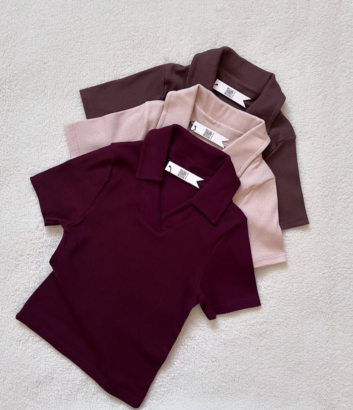 Ribbed Chic V Neck Polo