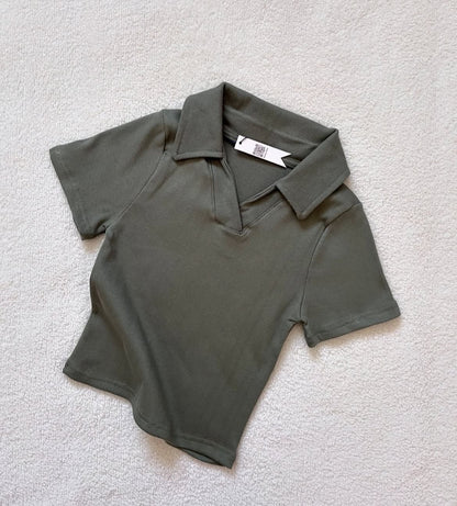 Ribbed Chic V Neck Polo