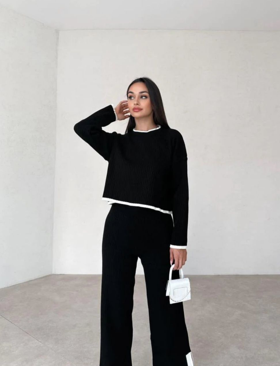 Rebnat Contrast Trim Plazo