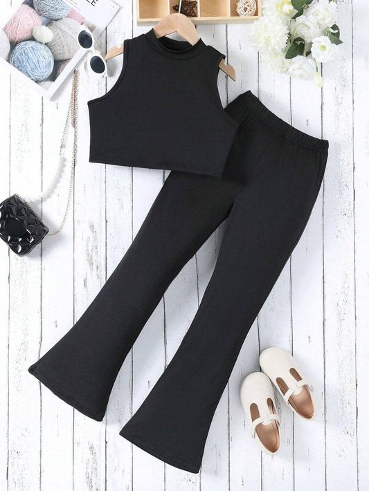 BLACK TANK TOP & BLACK FLAPPER
